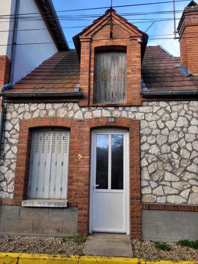 Petite Maison A Salbris Esterno foto